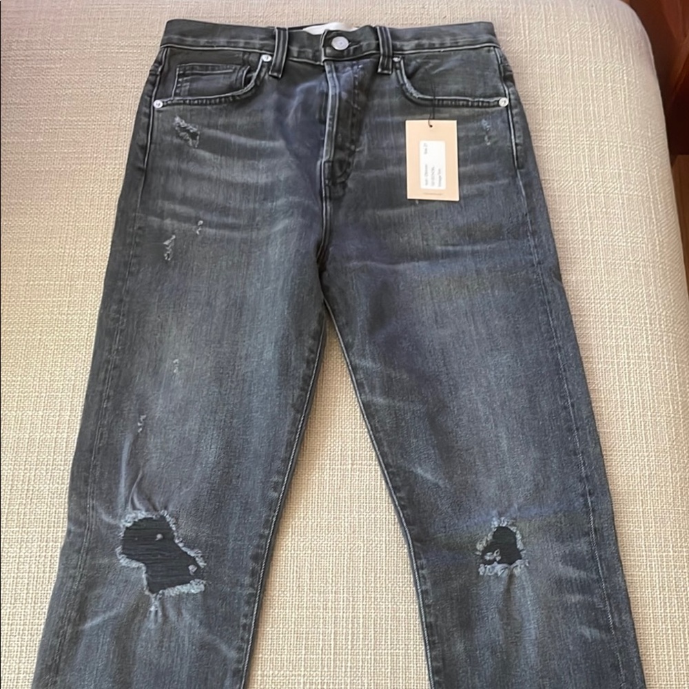 Stylish Distressed Gray Jeans for Women